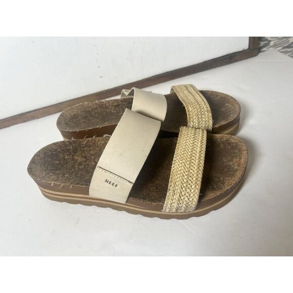Reef Water Cushion Vista Hi White Sandals Women’s Size 9 Runs Big - Picture 1 of 9